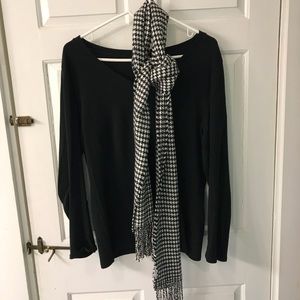 LIKE NEW Calvin Klein houndstooth scarf